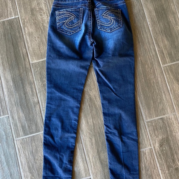 Women’s Silver Jeans - Picture 4 of 5